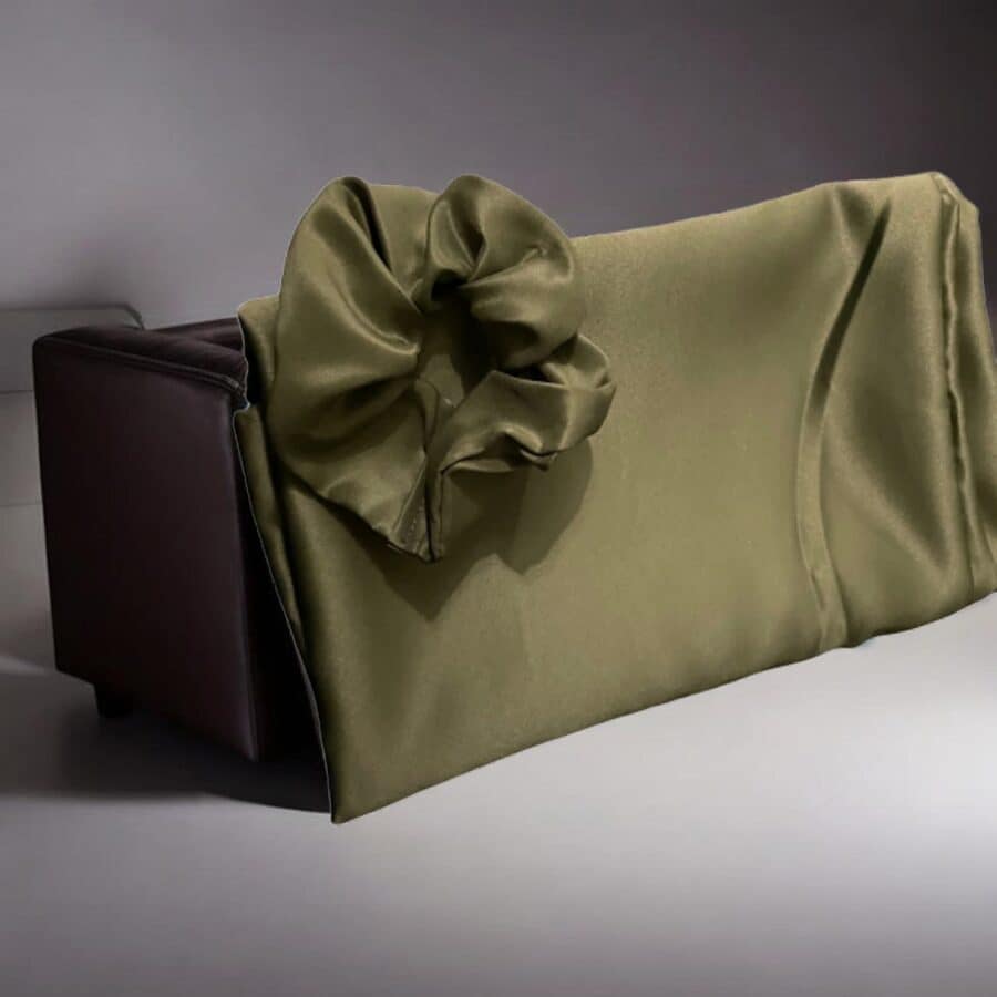 Taie d'oreiller en satin et chouchou vert