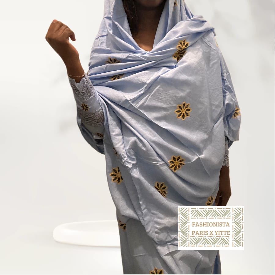 Melhfa bleue brodée avec haut assorti