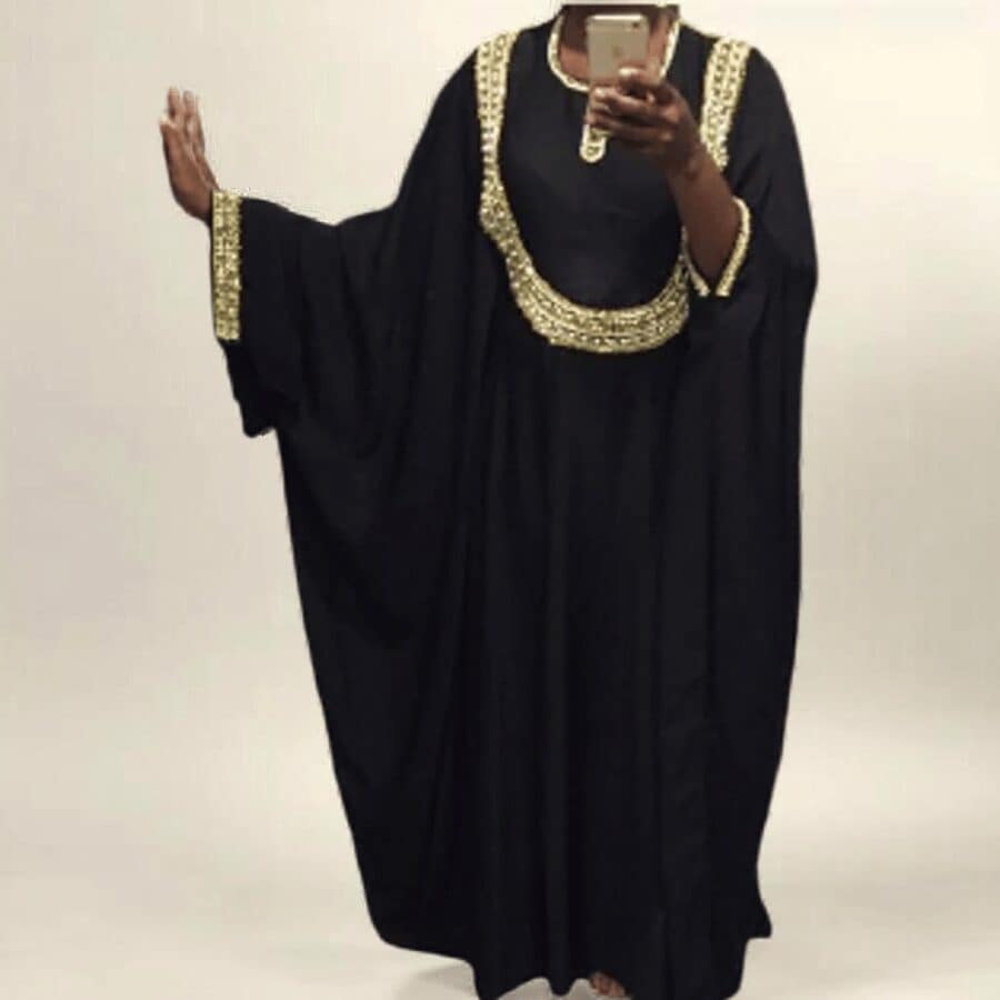 Abaya satinée perlée a la main