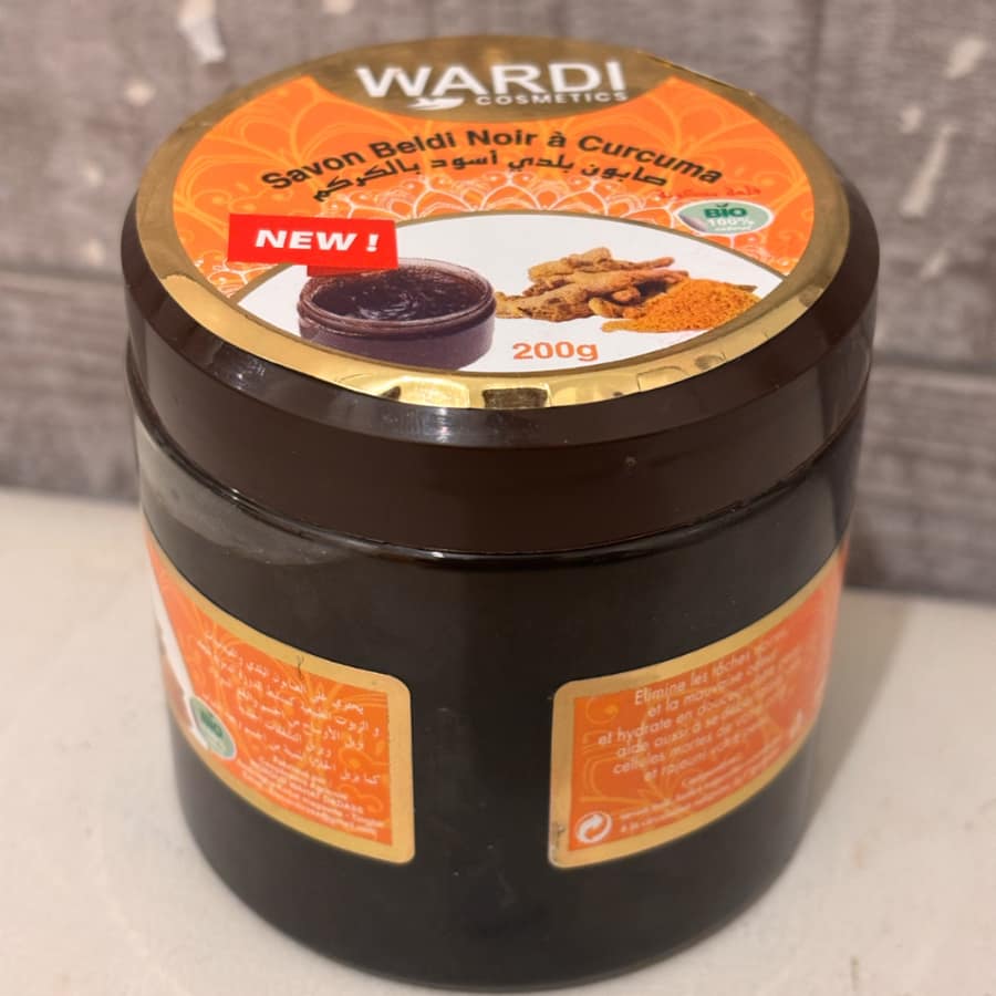 Savon noir au curcuma